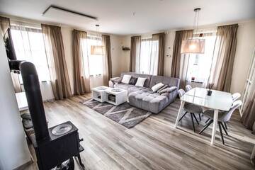 Фото номера Вилла с 2 спальнями Виллы KARKLE VILLA BOUTIQUE г. Каркле 34